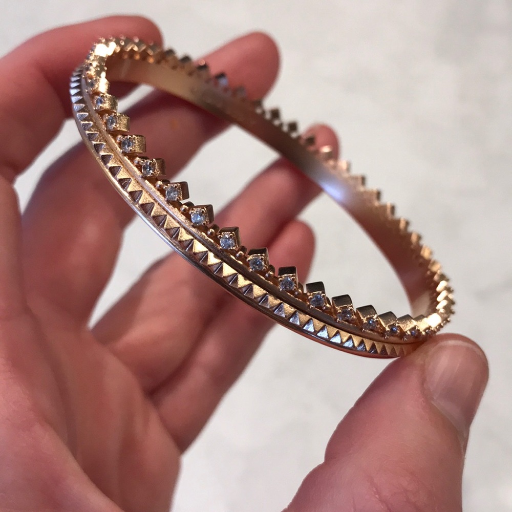 Mary Caroline Kendra Scott bracelet NWT NEVER WORN